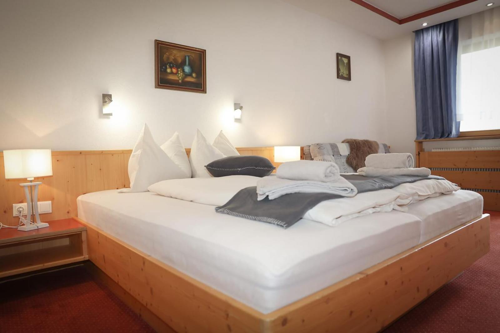 Schlickeralm Hotel Telfes im Stubai Exterior photo